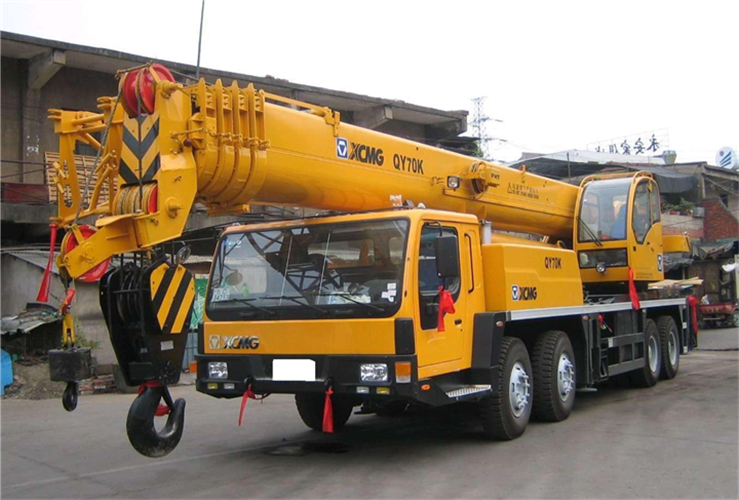 射阳县吊车出租选择重点